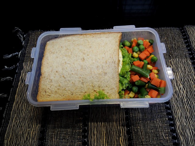 Bekal kilat tapi tetep enak dan sehat ;)