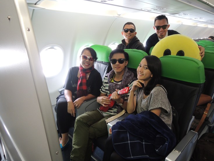 Kapan lagi poto ama artes? :P Jangan ngiri yaaa