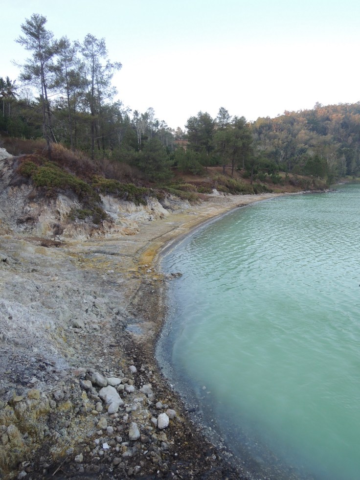 Danau Linow 1