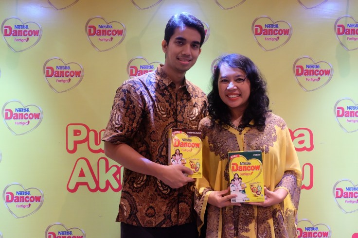 Kalau yang ini artis dari blog ceritaeka :D hehehe.