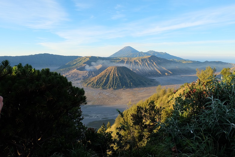 Mengejar Sunrise Di Bromo – Ceritaeka
